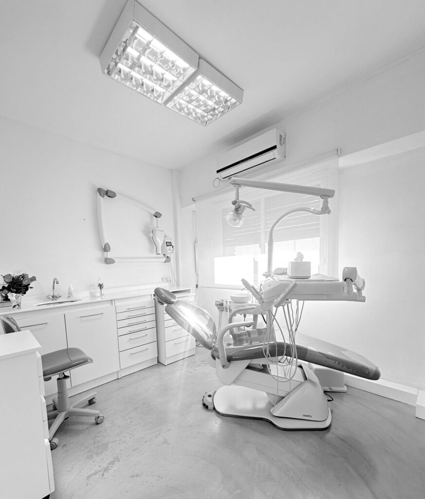 Inicio 2 Consultorio de periodoncia en Belgrano: vista del equipo clínico